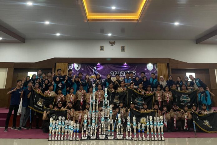 Pramuka SMPN 22 Depok juara 1