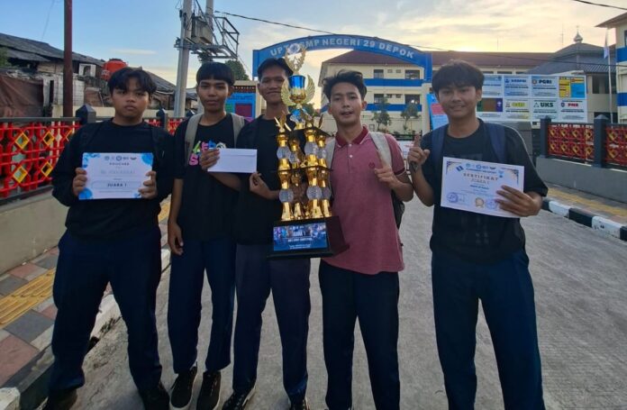 SMPN 29 Depok juara mobile Legend