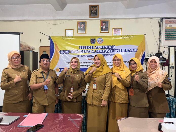 SDN Mekarjaya 9 juara kepala sekolah insipiratif