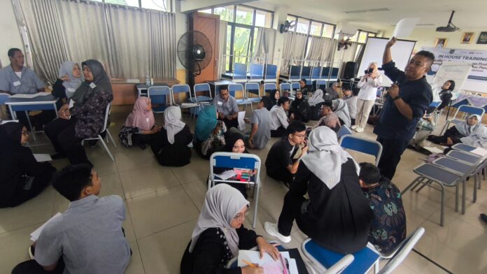 SMPN 26 Depok IHT dengan motivator 1