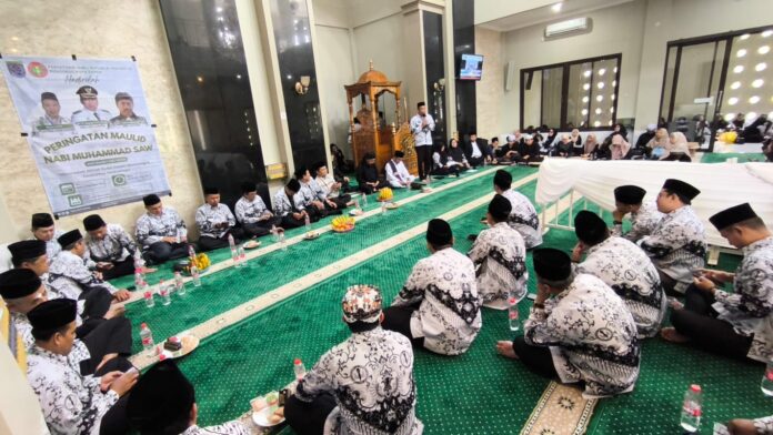 Maulid Nabi dari PGRI Kota Depok 2