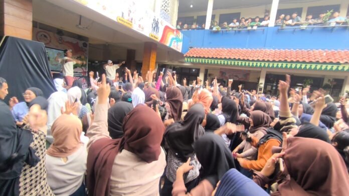 Peksi SMPN 16 Depok meriah 2