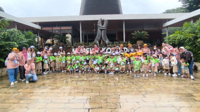 sekolah tunas global depok ke TMII 7