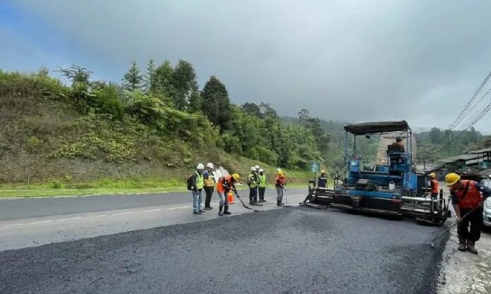 Infrastruktur jawa barat memuaskan