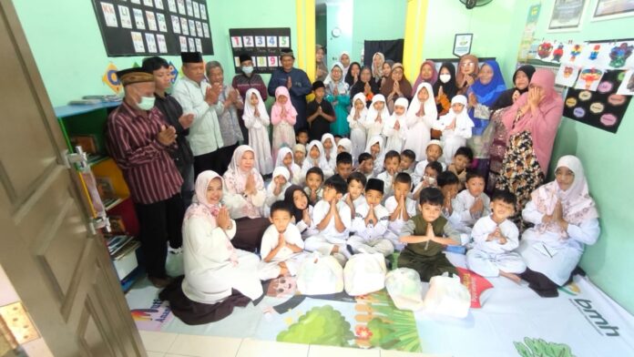 TK Islam Karakter Mutiara Islamic School berbagi 2