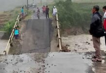 Ini Penyebab Gubernur Jawa Barat Ambil Alih Perbaikan Jembatan Cijurey yang Ambruk jembatan di majalengka jawa barat