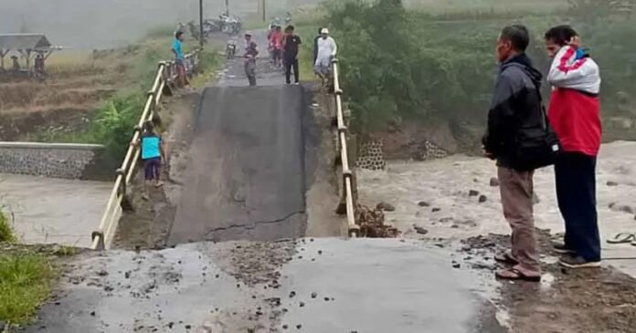 jembatan di majalengka jawa barat