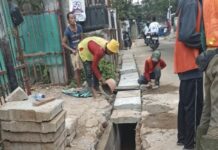 Realisasikan Drainase, Warga RW 06 Ratujaya Depok Apresiasi Aspirasi Hj. Yuni Indriany