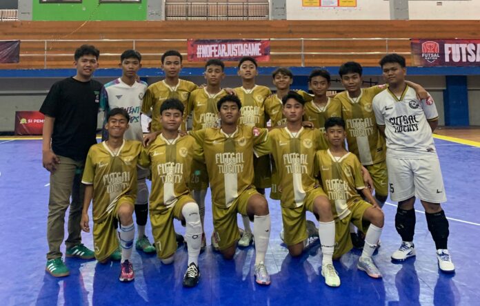 Futsal SMPN 20 Depok juara 1