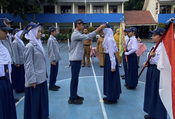 Regenerasi OSIS SMPN 4 Depok 1