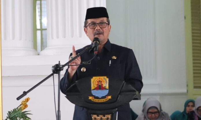 Bupati Cirebon Imron
