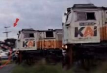 KA Sangkuriang Tempa Pemotor di Jember, KAI: Jangan Abai di Perlintasan