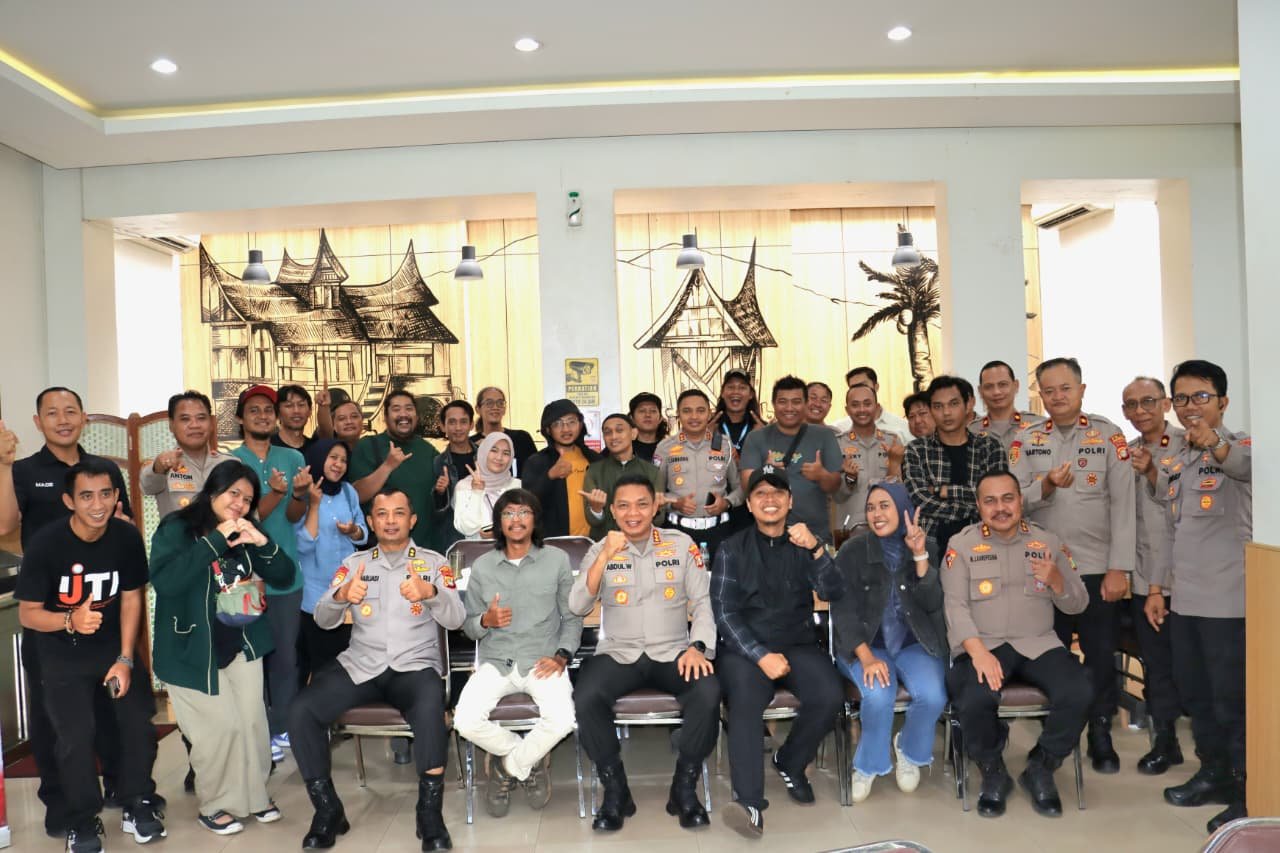 Cara Asyik Polres Metro Depok dan IJTI Jaga Kota: Diskusi Sambil Ngopi
