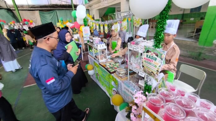 Market Day SDIT Al Fadl 6