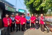 PDI Perjuangan Depok Kawal Pemulihan Anggota Karang Taruna yang Kecelakaan