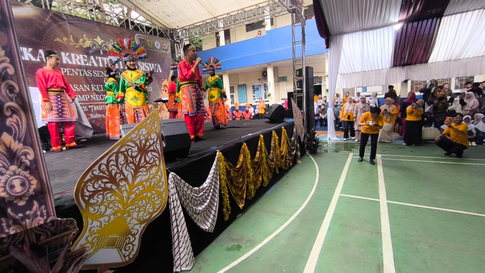 Pekan Kreativitas SMPN 18 Depok : Penuh Hiburan Siswa Kelas VII dan VIII, Jadi Kenangan Siswa Kelas IX Pensi dan pelepasan SMPN 18 Depok 2