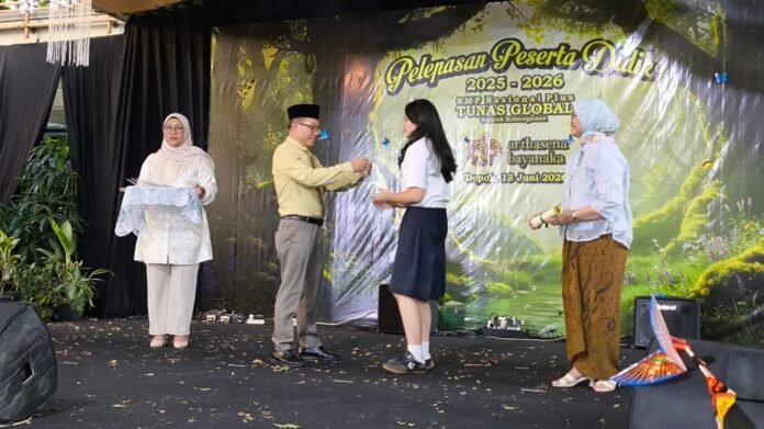 SMP NP Tunas Global Pelepasan Siswa 3
