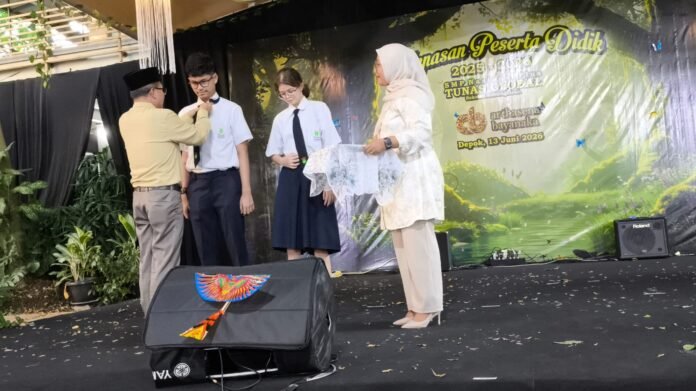 SMP NP Tunas Global Pelepasan Siswa 6