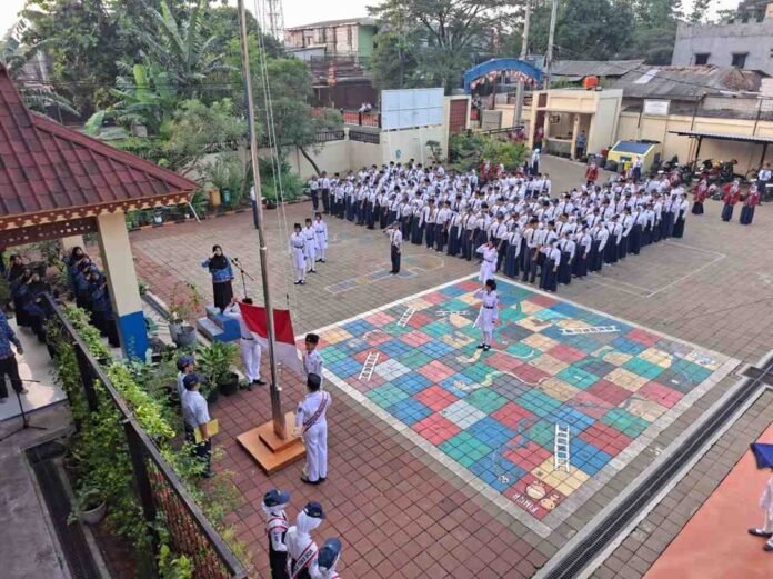SMPN 29 Depok upacara Hari Kesaktian pancasila 8
