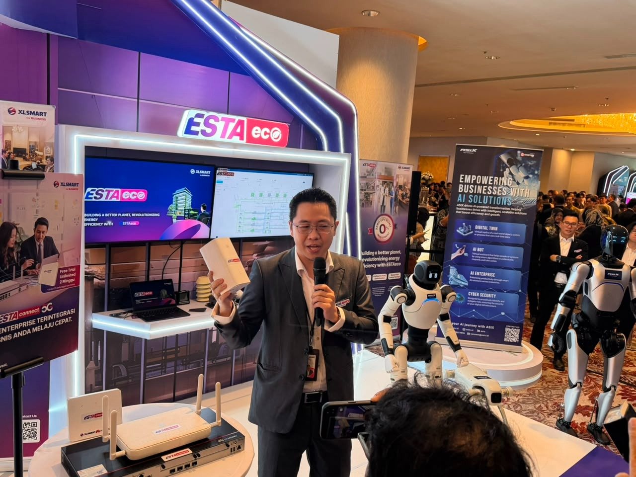 BRAVO 500 SUMMIT 2026 XLSMART for BUSINESS Luncurkan Beragam Solusi Digital untuk Akselerasi Transformasi Korporasi Indonesia – estaBiz, ESTA ads, dan ESTA geo –