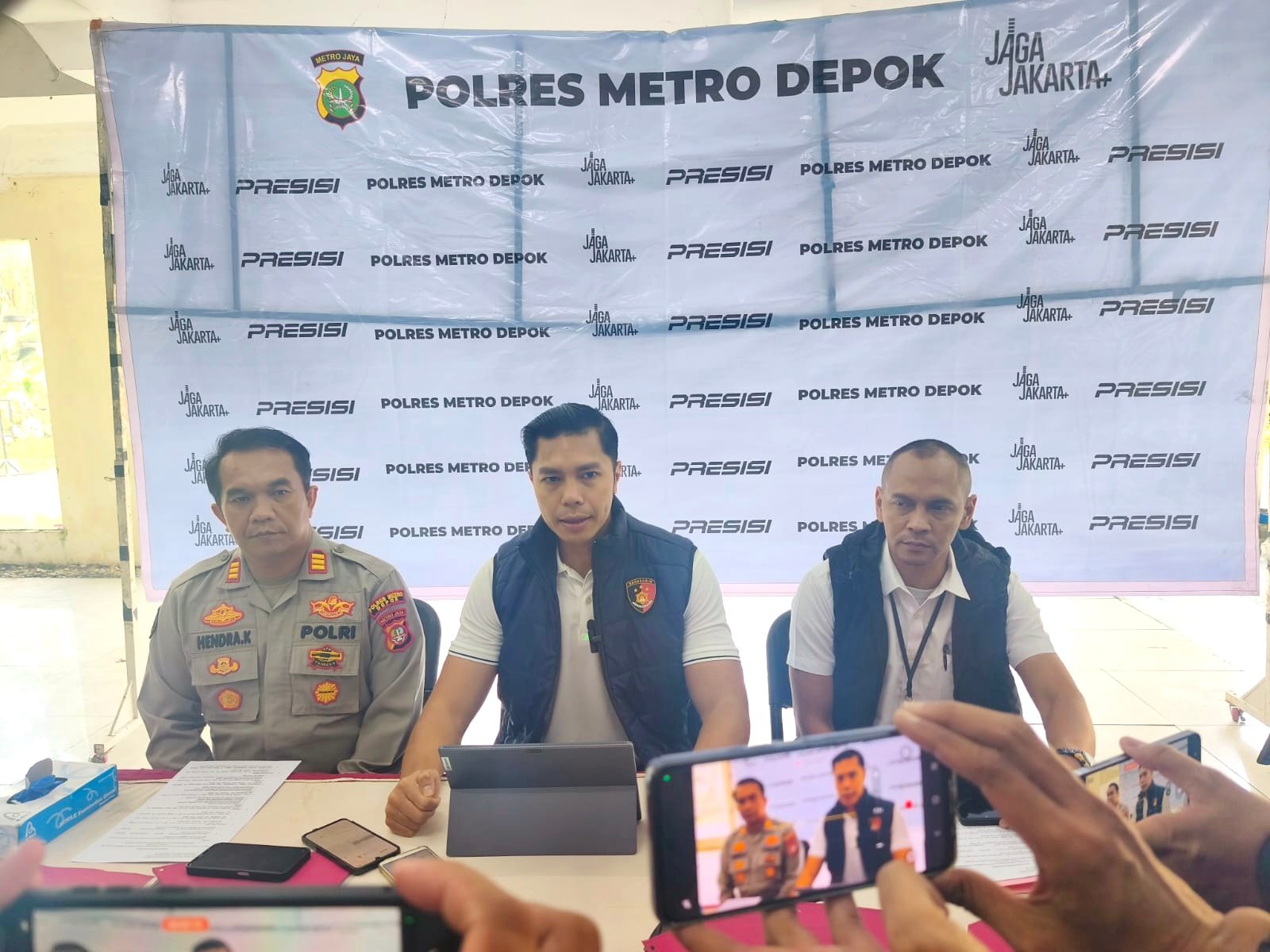 Modus Kenalan di Aplikasi Hornet, Komplotan Begal Sadis di Depok Ditangkap