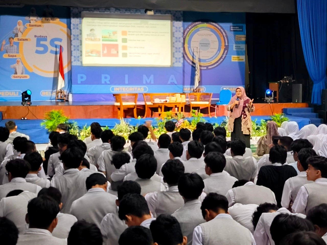 Cegah Diabetes Remaja, UPN Veteran Jakarta Edukasi Siswa SMA Dian Didaktika Depok