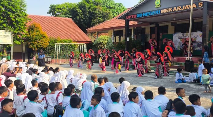 Demo Ekskul Murid SDN Mekarjaya 5 Meriahkan Puncak MPLS MPLS di SDN Mekarjaya 5 e