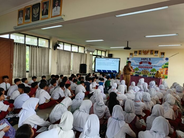 SMPN 26 Depok kegiatan MPLS 2