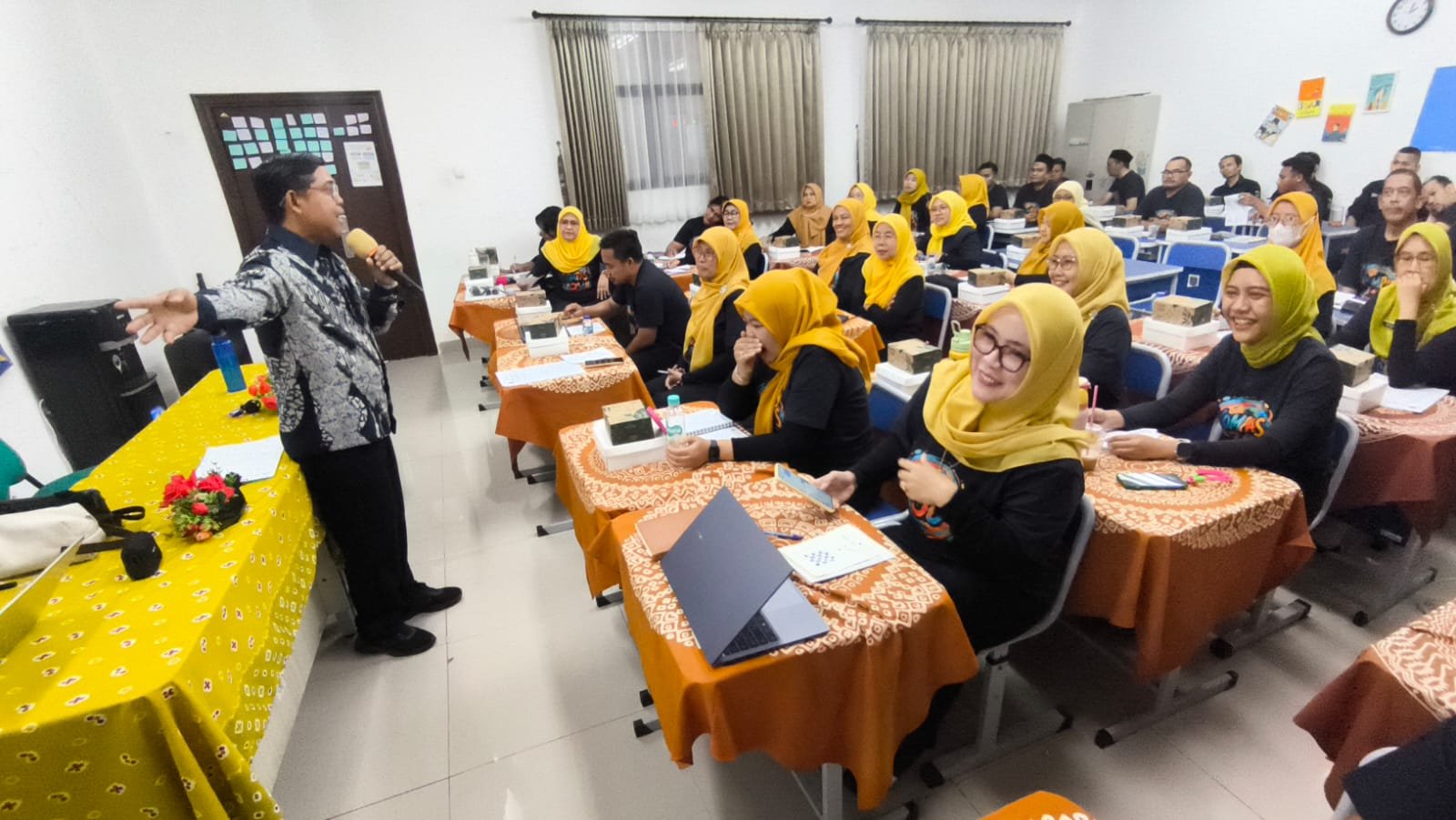 Pendampingan Anti Perundungan di SMPN 30 Depok: Guru Dibenahi, Siswa Diharap Nyaman anti bullying di SMPN 30 Depok 3