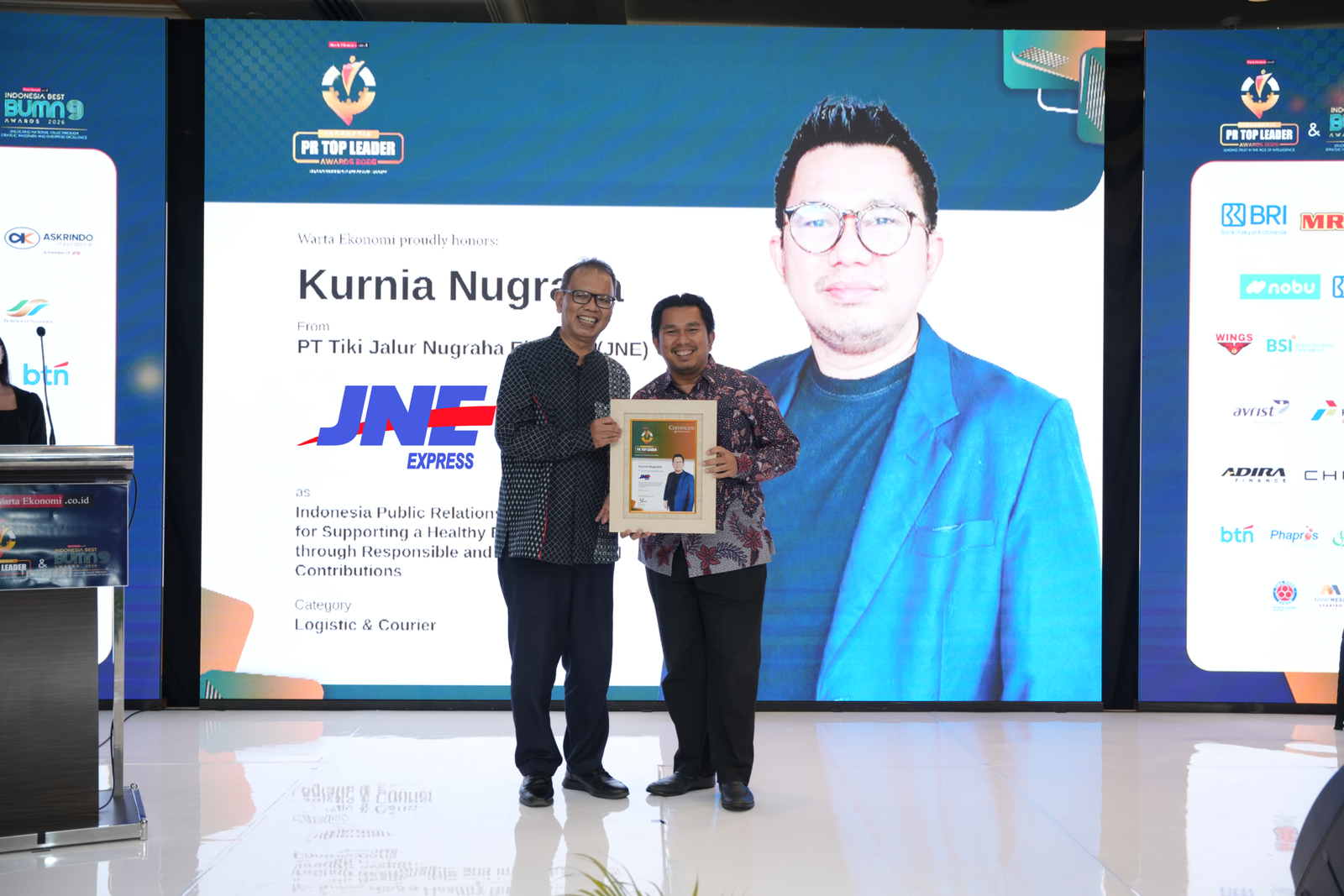 Kurnia Nugraha Raih Penghargaan Indonesia Public Relations Top Leader 2026, Perkuat Peran Komunikasi Strategis JNE dalam Mendorong Pertumbuhan Bisnis Berkelanjutan