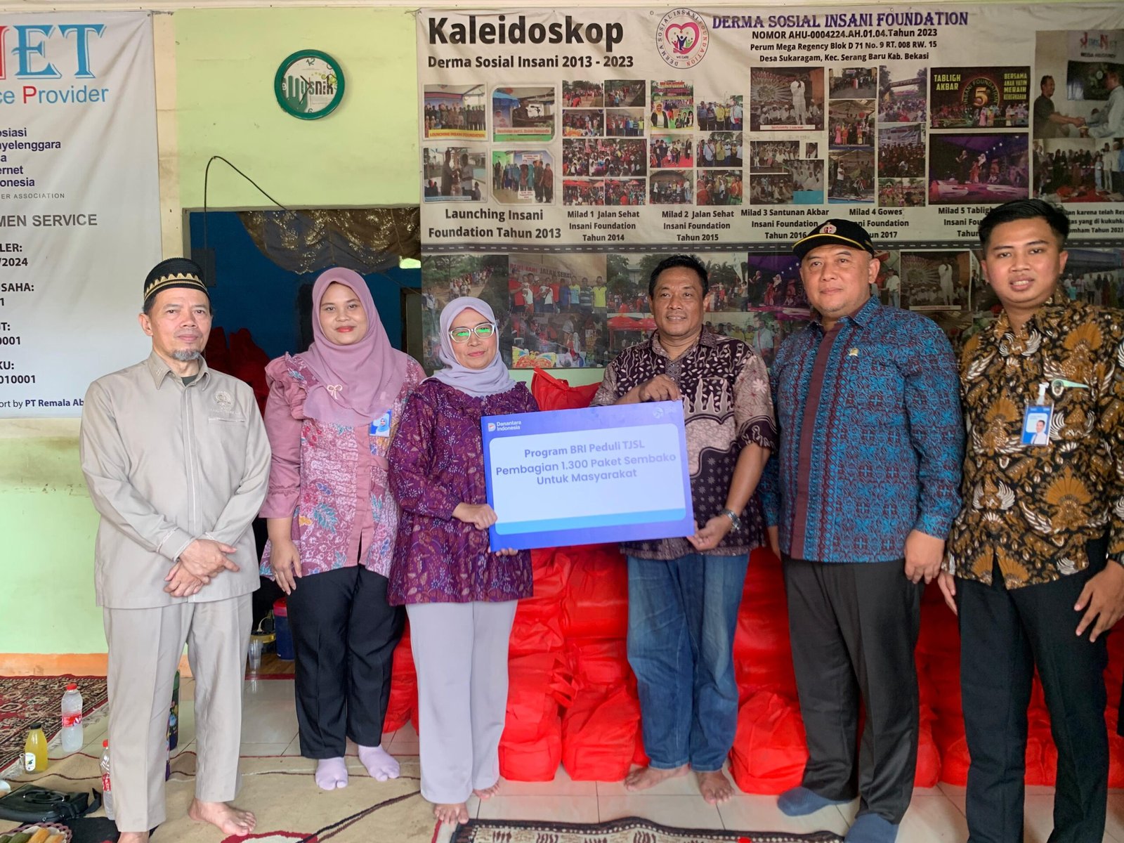 BRI Tambun Salurkan TJSL Berupa 1.300 Paket Sembako untuk Masyarakat Kabupaten Bekasi