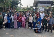 Koramil Pancoran Mas dan Warga Depok Jaya Korve Menyambut Lomba Kampung Pancasila