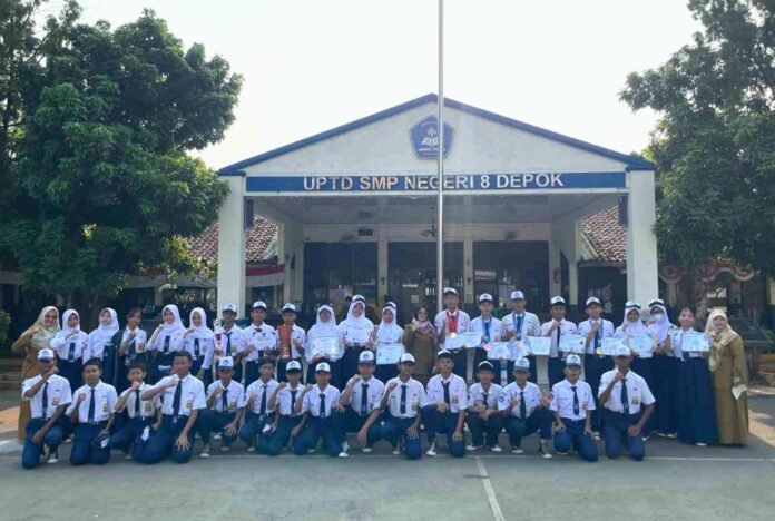daftar prestasi SMPN 8 Depok 2
