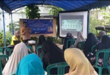 PNJ Dorong Digitalisasi Pemasaran Produk Perikanan Pembudidaya Ikan di Desa Limus Nunggal PNJ adakan pengmas teknologi