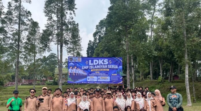 SMP Islamiyah Serua Bekali 85 Siswa Kelas 7 dengan LDKS di Gunung Bunder Bogor SMP Islamiyah Serua gelar LDKS 2