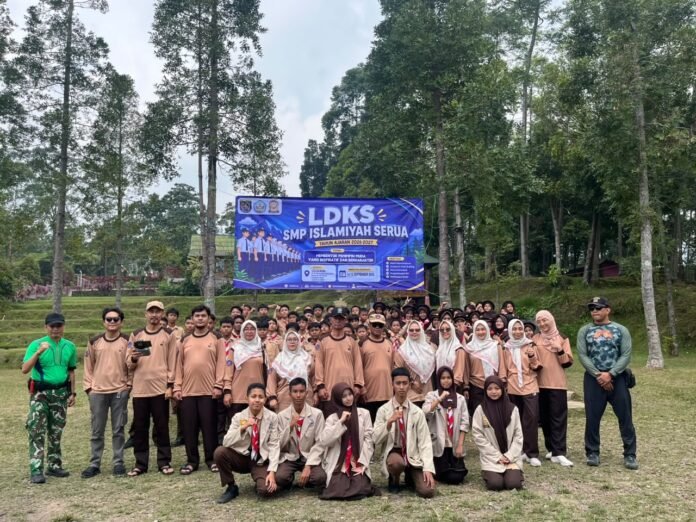 SMP Islamiyah Serua gelar LDKS 2