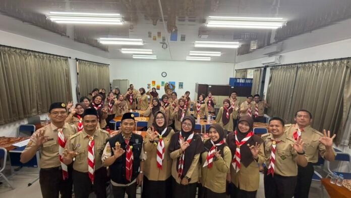 SMPN 30 Depok kukuhkan gugus depan 3