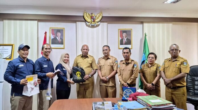 Tim 15 Ekspedisi Patriot UI Sulap Komoditas Lokal Teluk Wondama Tembus Pasar Nasional