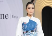 YDMuslimwear Melangkah di Runway Fashion Nation dengan Batik Khas Depok