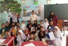 Festival Bulan Bahasa, SDN Pondokcina 2 Gelar Aneka Lomba Literasi Antar Kelas Bulan Bahasa SDN Pondokcina 2 b