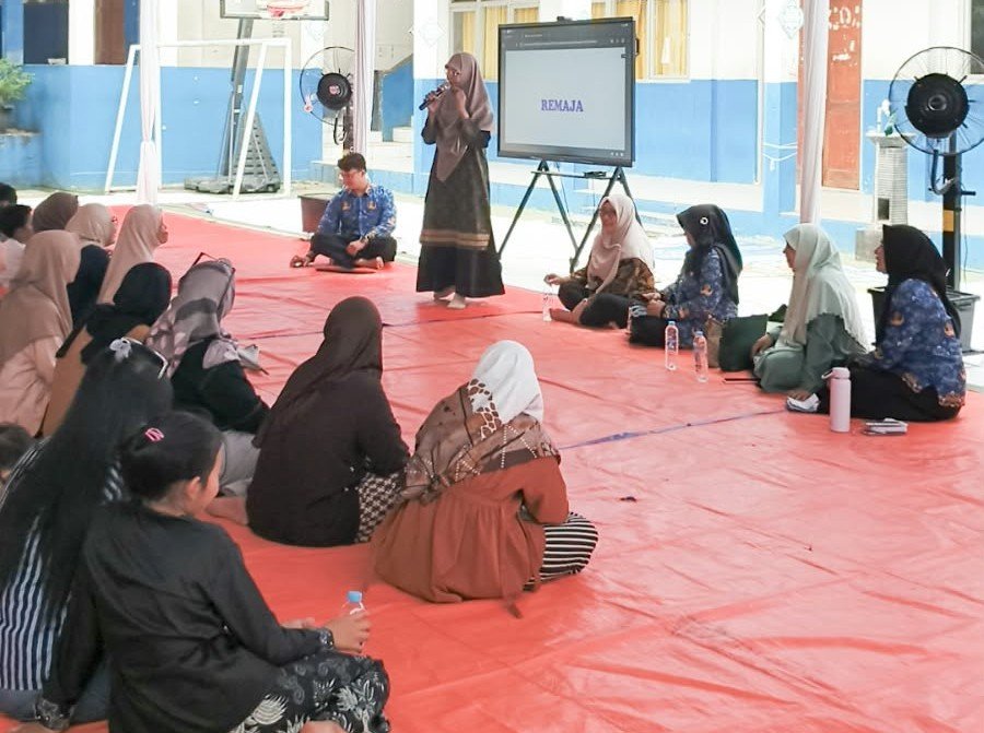Membangun Karakter Remaja, SMPN 22 Depok Gaungkan Sinergi Keluarga dan Sekolah Lewat Program Parenting