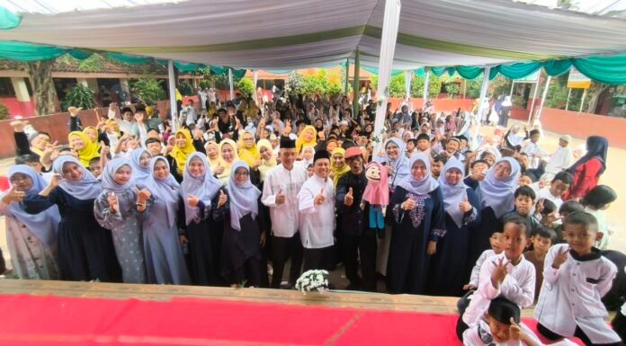 SDN Abadijaya 3 Tanamkan Cinta Orang Tua Lewat Dongeng Islami SDN Abadijaya 3 gelar maulid 2