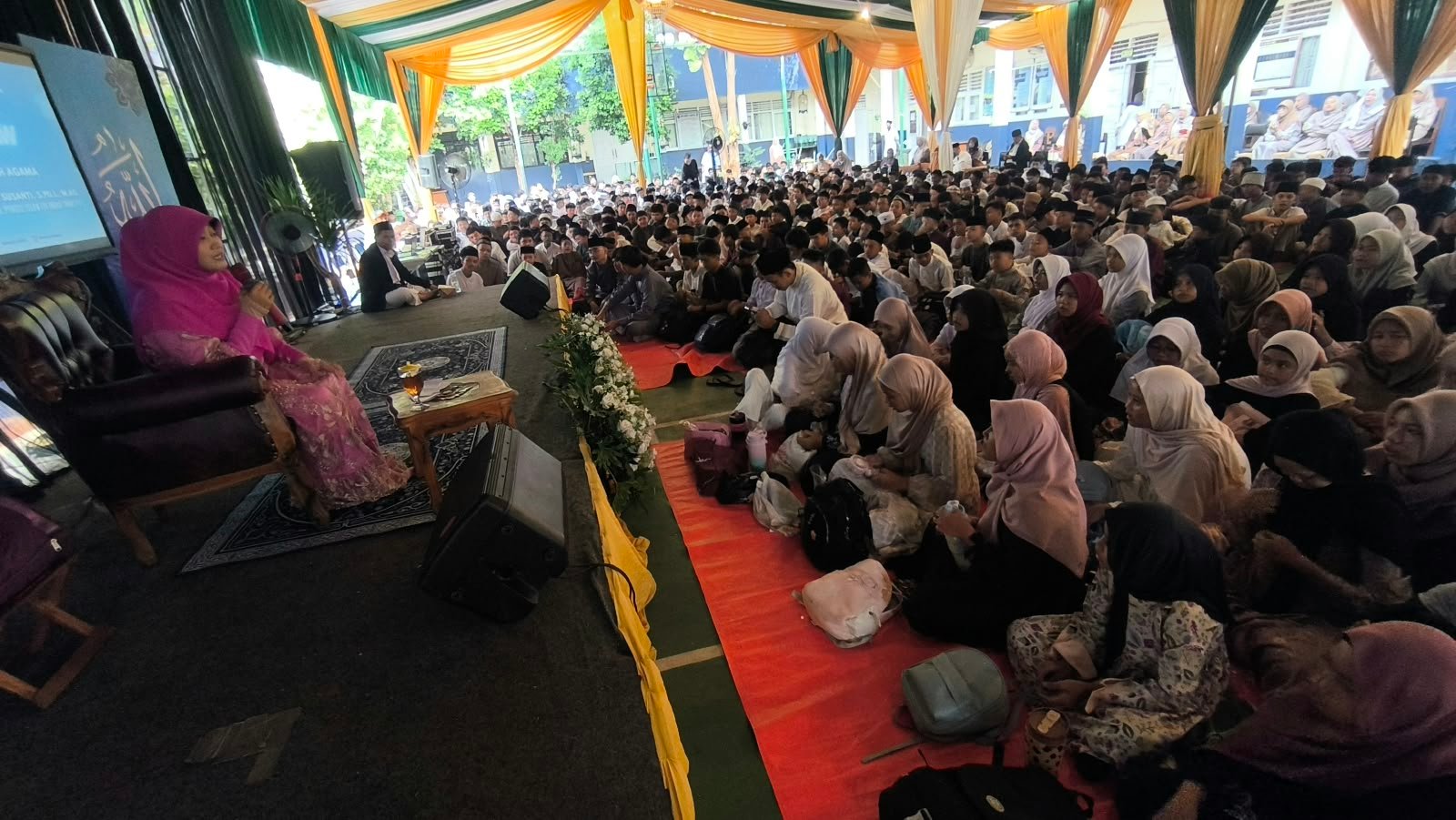 SMPN 18 Depok Peringati Maulid Nabi Muhammad SAW Melalui Pengejawantahan Nilai dan Karakter Pancasila SMPN 18 Depok gelar maulid nabi 3