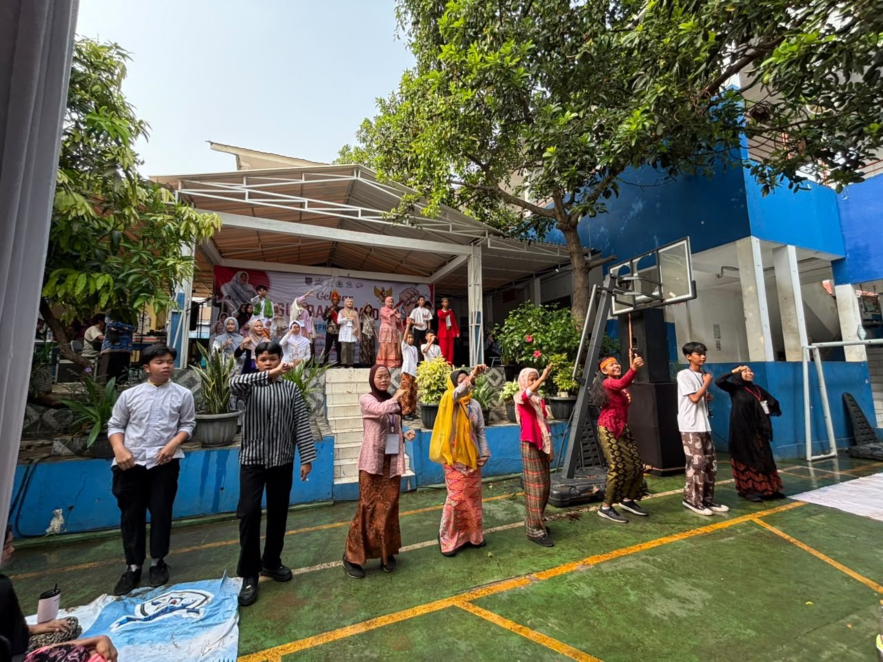 Gebyar Sumpah Pemuda SMPN 22 Depok: Mapag, Inklusivitas, dan Tiga Bahasa yang Merajut Semangat Pemuda SMPN 22 Depok gebyar bulan bahasa 3