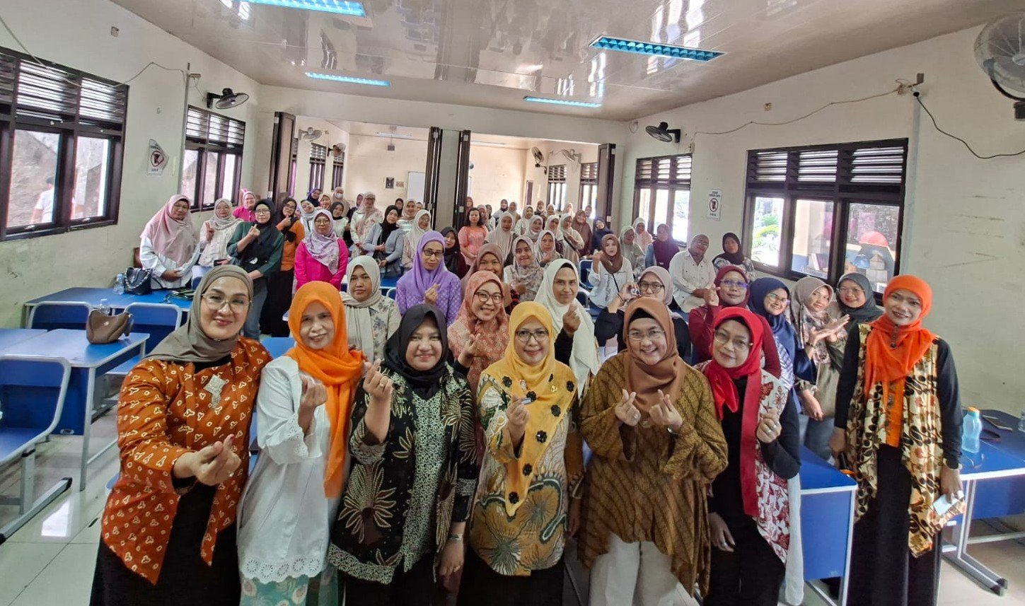 Komite SMPN 23 Depok Kembali Dipimpin Sri Juryani untuk Periode 2026-2029 SMPN 23 Pilih Komite sekolah