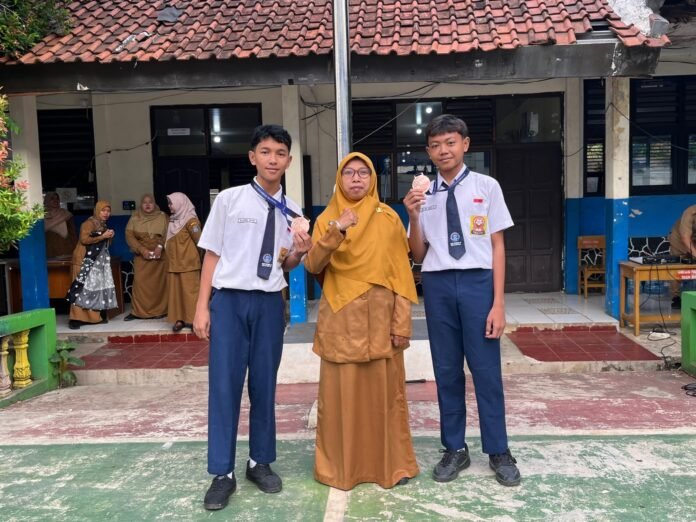 SMPN 33 Depok raih prestasi taekwondo